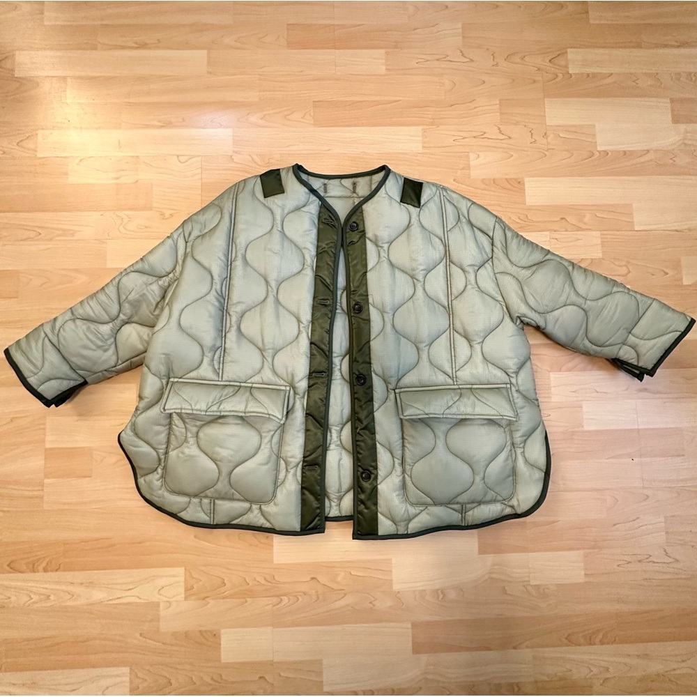 Super rare moss green teddy quilted jacket from The Frankie Shop!